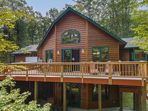 3332 Norwood Cir, Rhinelander, WI 54501