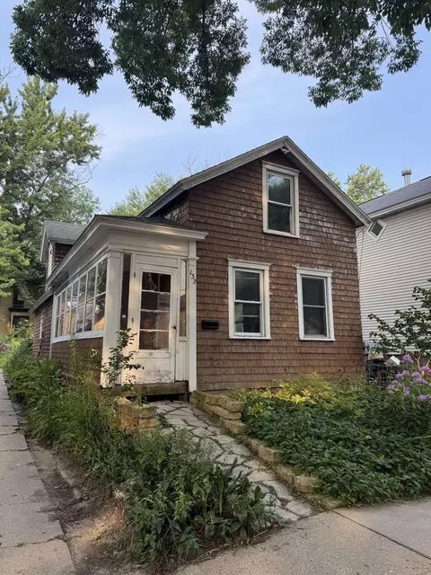 132 N Franklin St, Madison, WI 53703