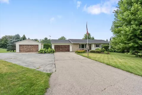 13001 W Glacier Dr, Evansville, WI 53536