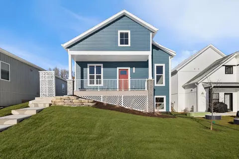 106 Lupine Ave, Poynette, WI 53955