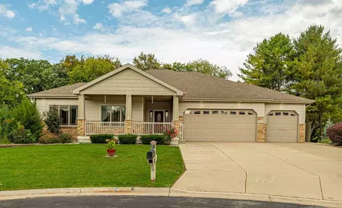 18 Ethan Cir, Madison, WI 53719