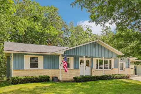 624 Hill St, Baraboo, WI 53913