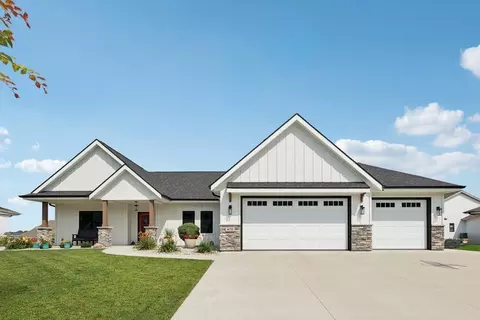 475 Brigham Ln, Prairie Du Sac, WI 53578