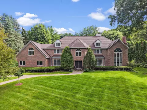 6213 N Highlands Ave, Madison, WI 53705