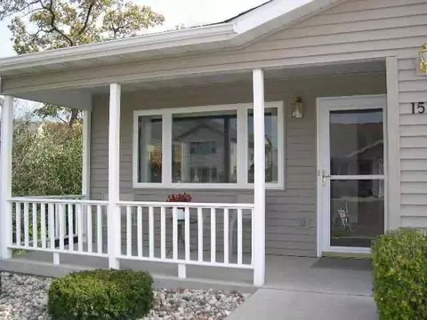 1531 15th St, Baraboo, WI 53913