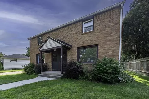 809 Miller Ave, Janesville, WI 53548