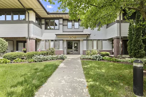 3018 Yarmouth Greenway Dr #210, Fitchburg, WI 53711