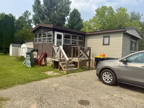 314 New Lisbon Ests E, New Lisbon, WI 53950