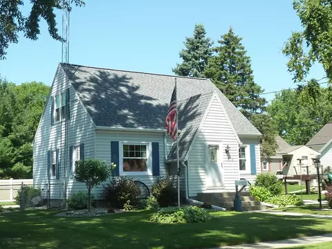 506 Waubun Ave, Waupun, WI 53963