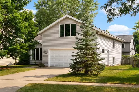 7005 Parker Hill Dr, Madison, WI 53719