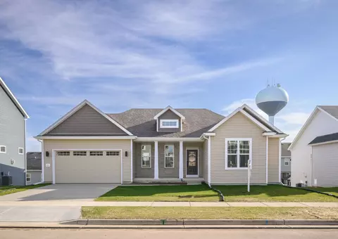 417 Orion Trl, Madison, WI 53718