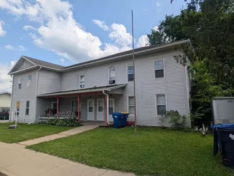 121 E Commercial St, Viola, WI 54664