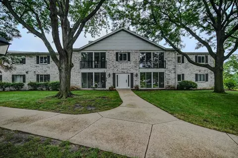 1530 Golf View Rd #B, Madison, WI 53704