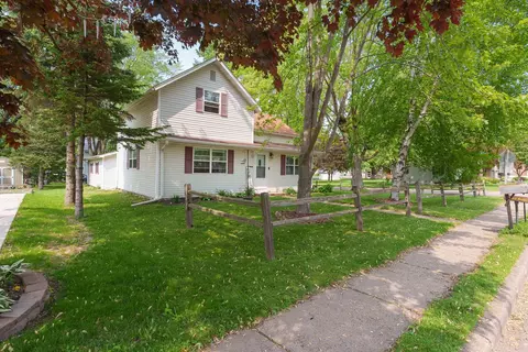 400 W Mill St, Loyal, WI 54446