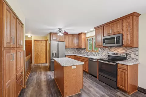 1624 Lueders Rd, Sauk City, WI 53583