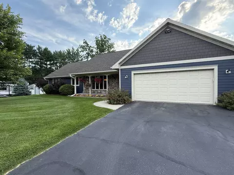 n680 Golf Road, Prairie Du Sac, WI 53578