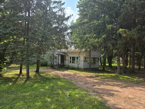 653 S Walker St, Adams, WI 53910