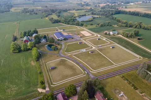 n136w21342 Bonniwell Rd, Richfield, WI 53076