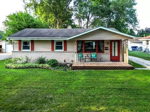 1721 Myra Ave, Janesville, WI 53548