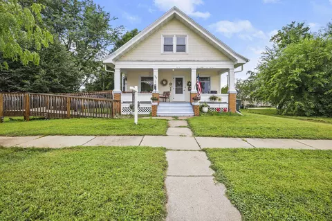 909 Monroe St, Sauk City, WI 53583