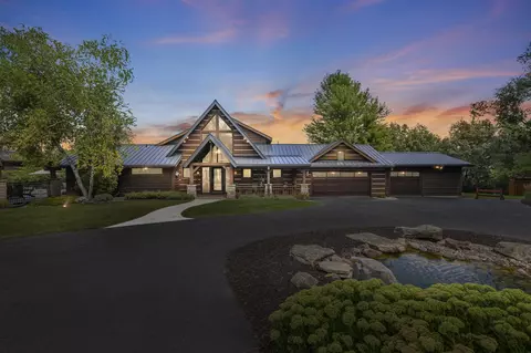 4274 County Road P, Cross Plains, WI 53528