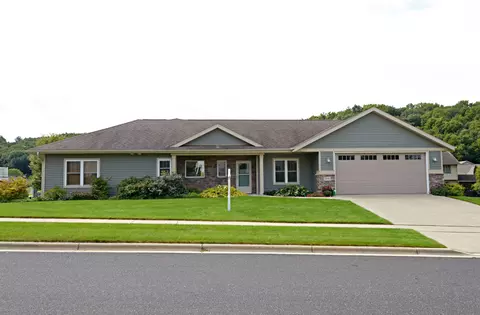 2039 Handel St, Black Earth, WI 53515
