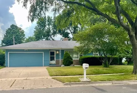 2906 Ravine Dr, Middleton, WI 53562