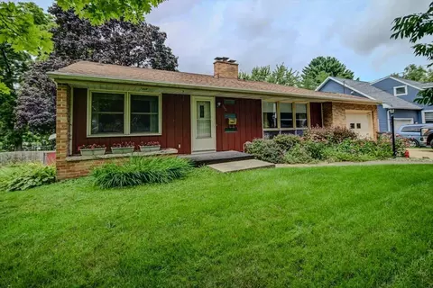 5405 Schluter Rd, Monona, WI 53716