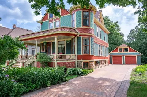 700 E Main St, Reedsburg, WI 53959
