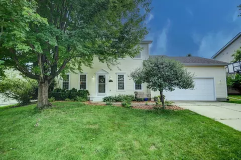 839 Questa Ridge Trl, Verona, WI 53593