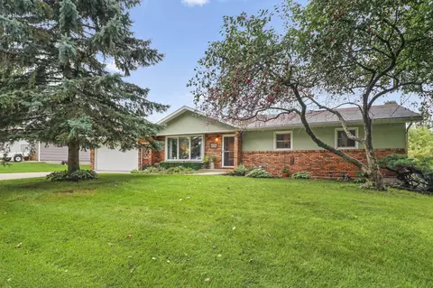 416 Powell St, Dodgeville, WI 53533