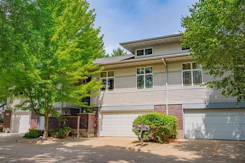 7 Deer Point Trl, Madison, WI 53719
