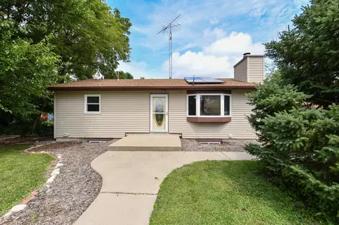 8333 E Us Hwy 14 Rd, Janesville, WI 53546