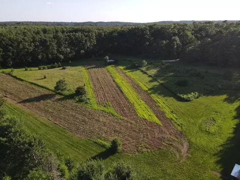 3868 5th Dr, Wisconsin Dells, WI 53965