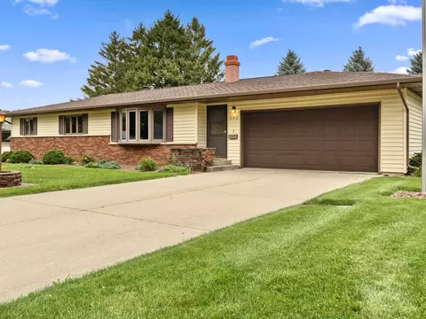 540 N Arch St, Janesville, WI 53548