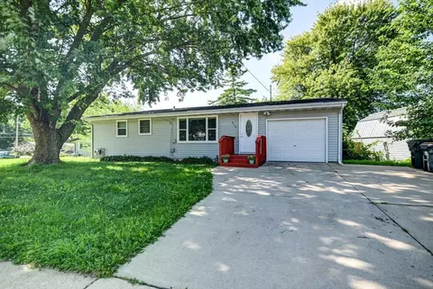 913 Northport Dr, Madison, WI 53704