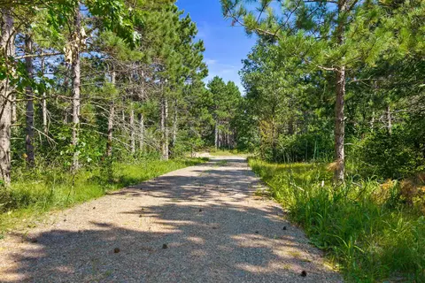 1313 Alpine Dr, Nekoosa, WI 54457