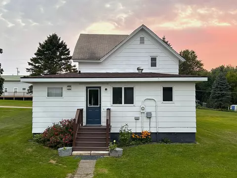 602 Division St, Ontario, WI 54651