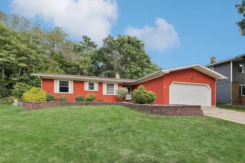 6 Eldon Ct, Madison, WI 53716