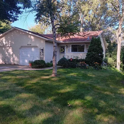 4528 White Aspen Rd, Madison, WI 53704