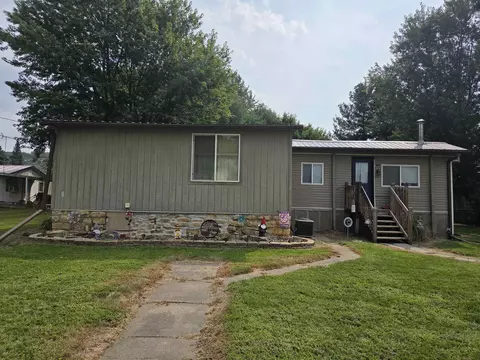 340 S Burlington Ave, Bagley, WI 53801