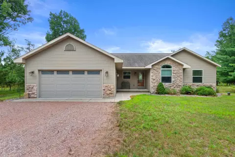 1387 Rapids Trl, Nekoosa, WI 54457