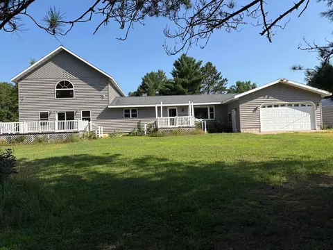 6480 Pine Dr, Rhinelander, WI 54501