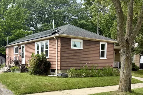 2060 Arthur Ave, Racine, WI 53405