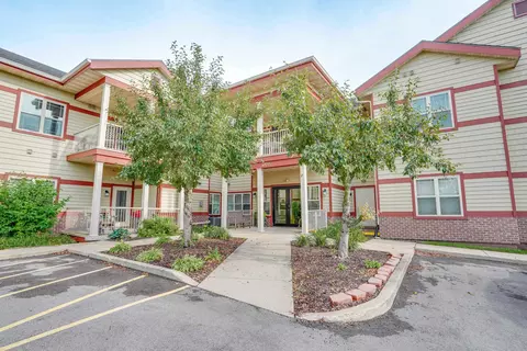 1300 School St #104, Sun Prairie, WI 53590