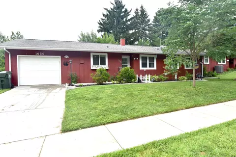1030 Chicory Way, Sun Prairie, WI 53590