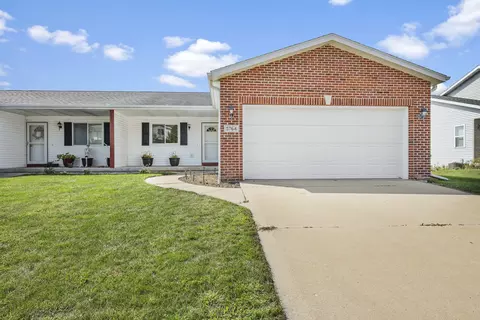 5764 Lexington St, Mcfarland, WI 53558