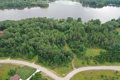 w5515 Windover Court, New Lisbon, WI 53950