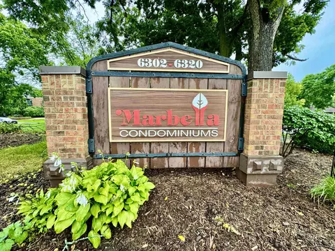 6302 Mineral Point Rd #213, Madison, WI 53705