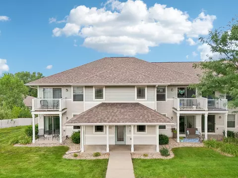 2836 N Pleasant View Rd #101, Middleton, WI 53562